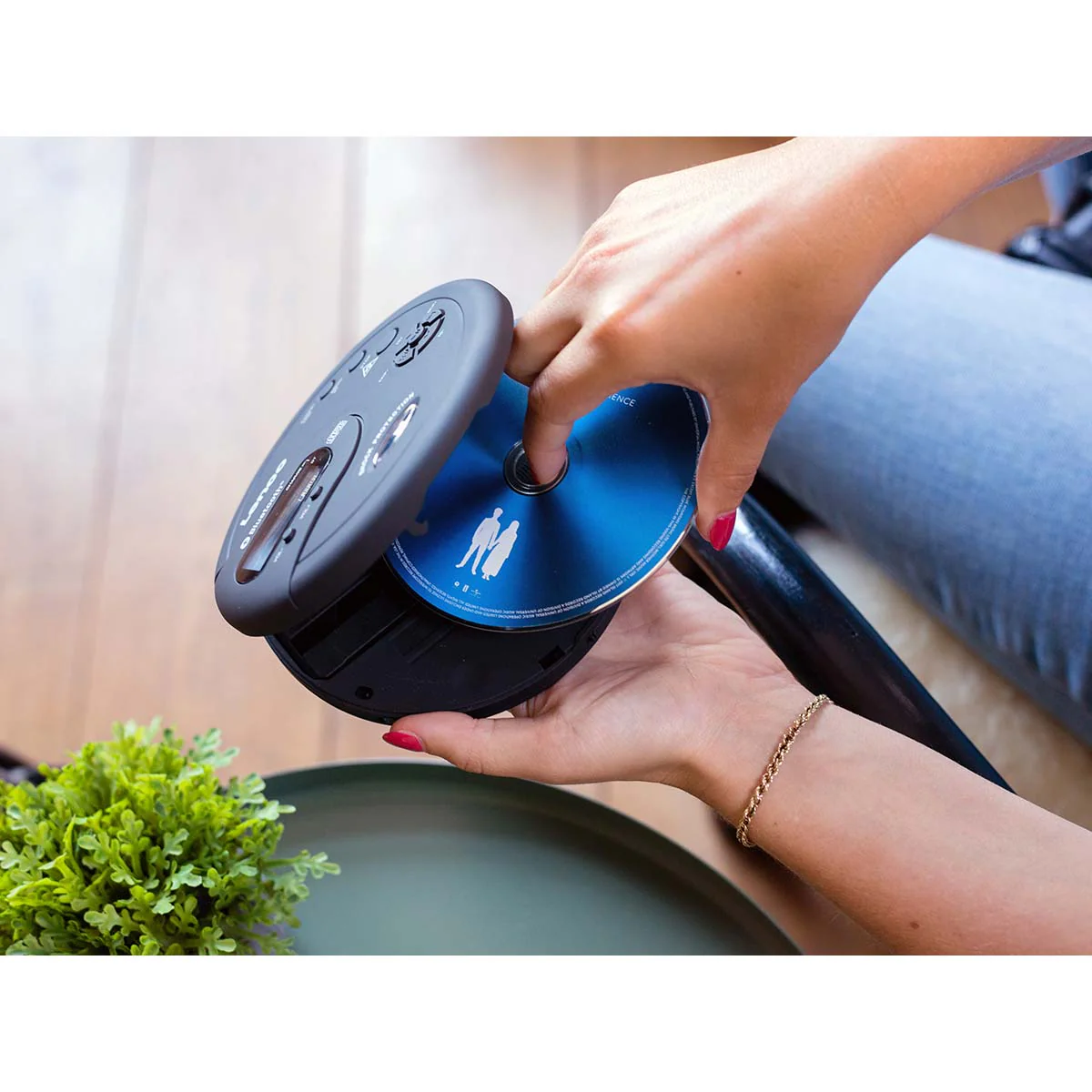 LENCO CD-300BK - Draagbare Bluetooth® CD-MP3 speler met anti-shock - Zwart - Image 6