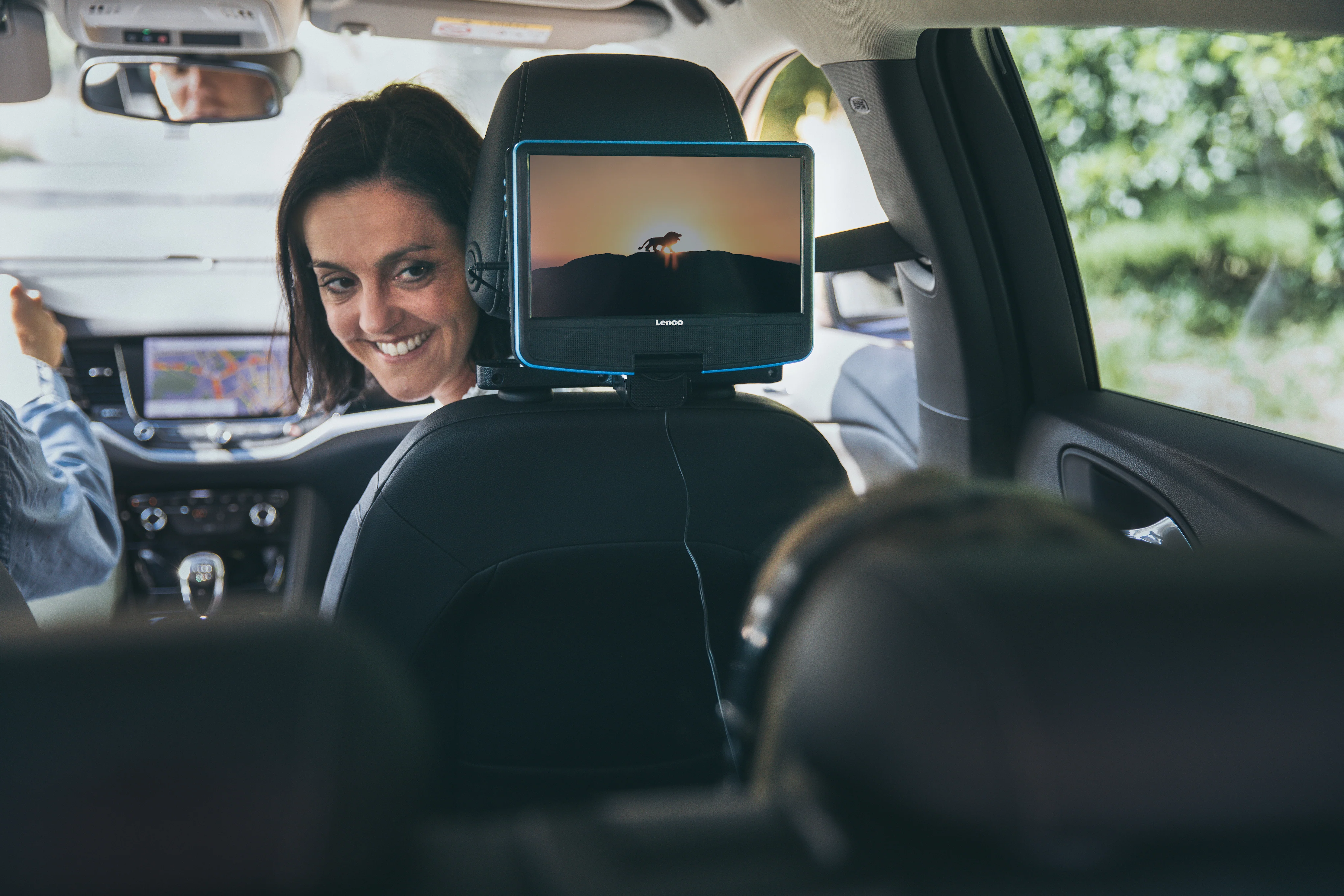 LENCO DVP-910BU - Portable 9" DVD-speler met USB-hoofdtelefoon en ophangbeugel - Blauw/zwart - Image 25