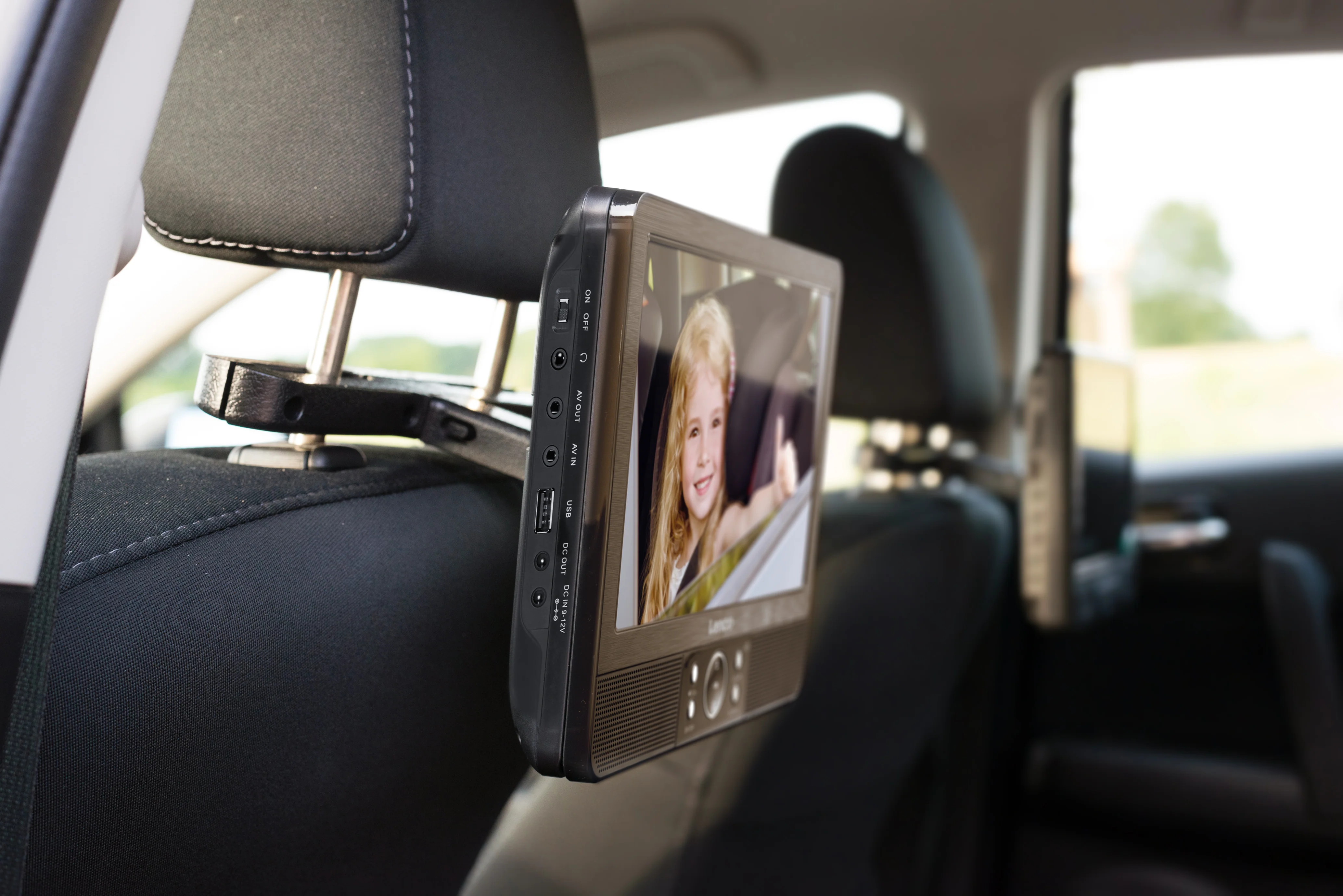 LENCO DVP-939 - 2x9" Portable DVD speler met USB,SD, ingebouwde batterij- Zwart - Image 13