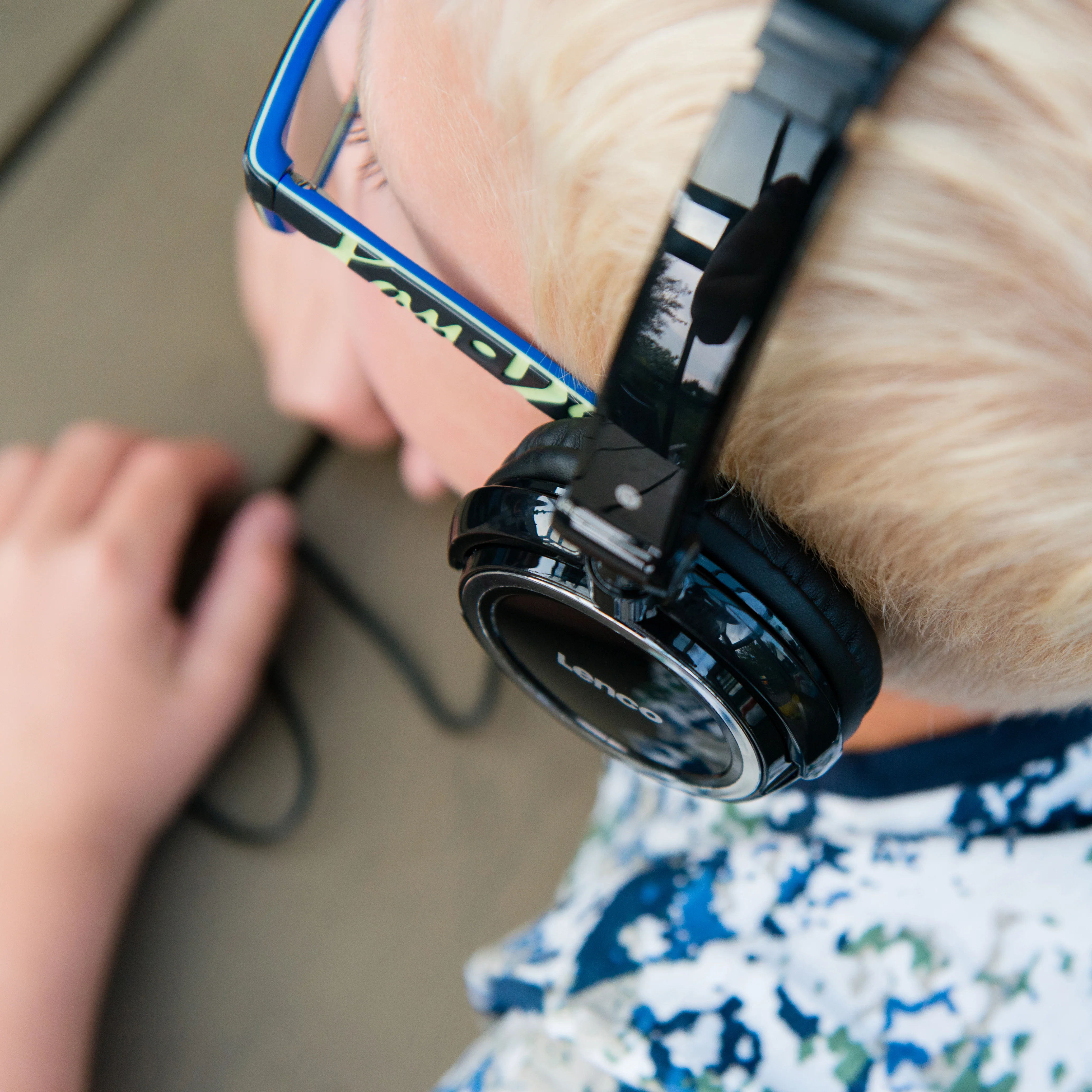 LENCO DVP-939 - 2x9" Portable DVD speler met USB,SD, ingebouwde batterij- Zwart - Image 16