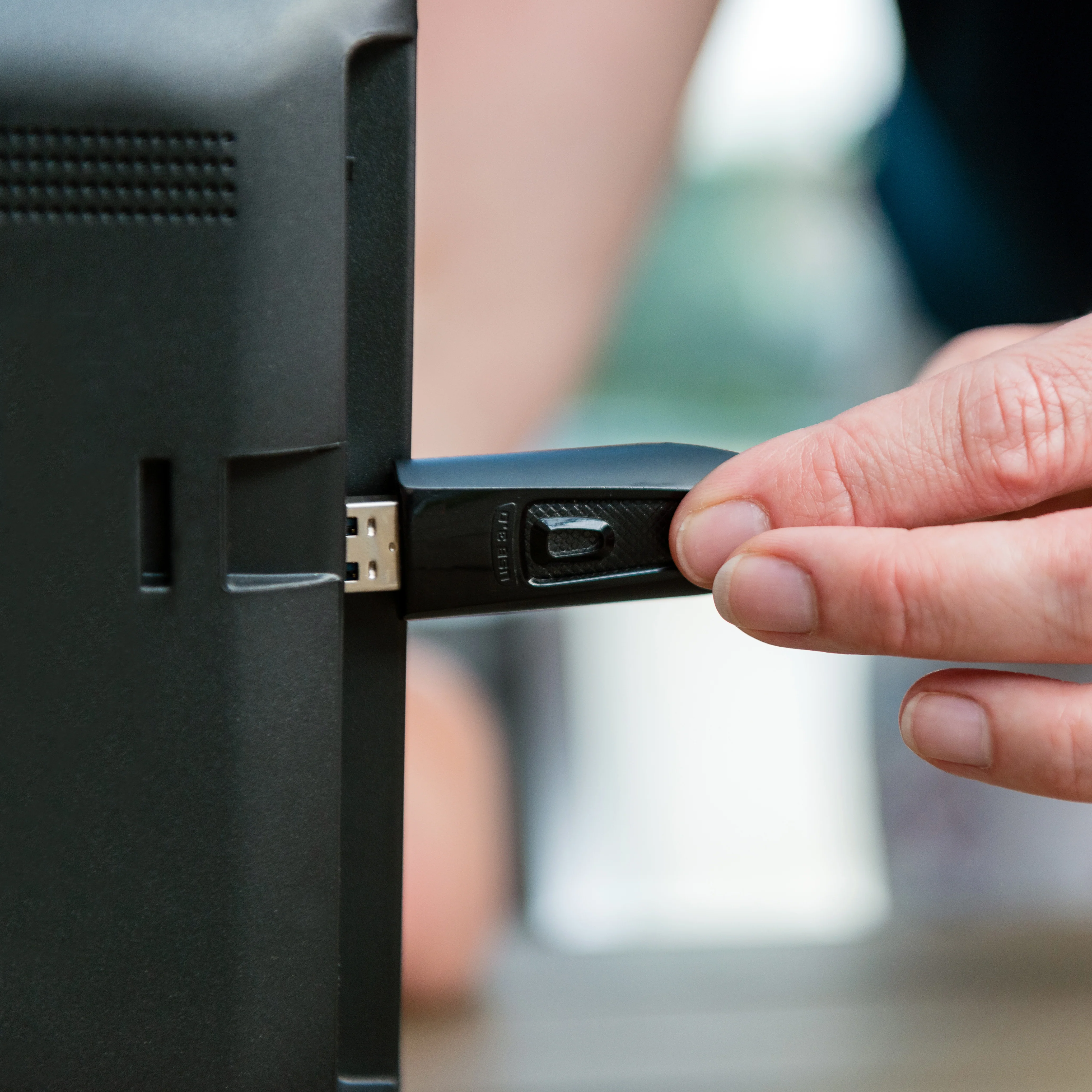 LENCO DVP-939 - 2x9" Portable DVD speler met USB,SD, ingebouwde batterij- Zwart - Image 17