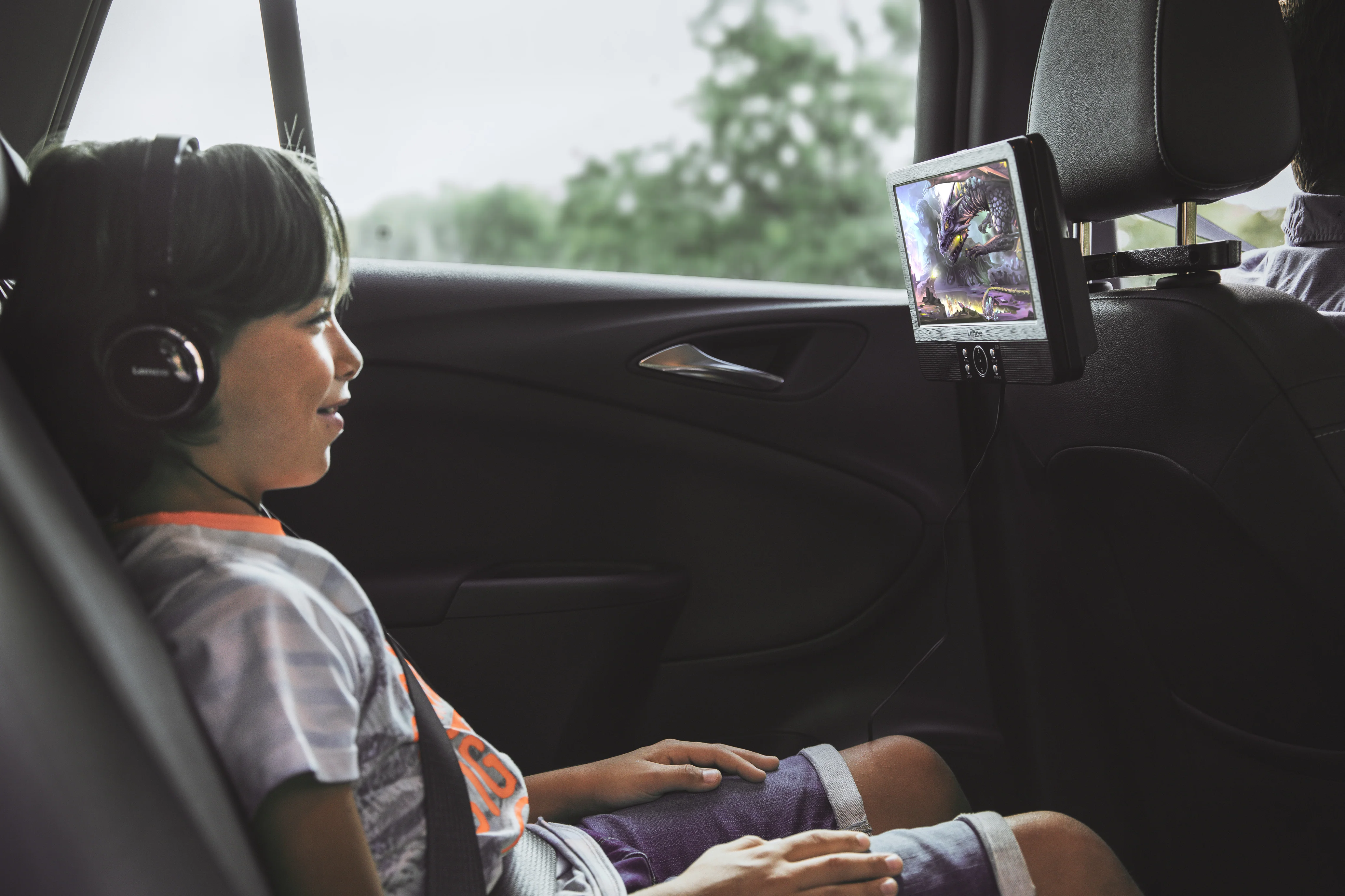 LENCO DVP-939 - 2x9" Portable DVD speler met USB,SD, ingebouwde batterij- Zwart - Image 18