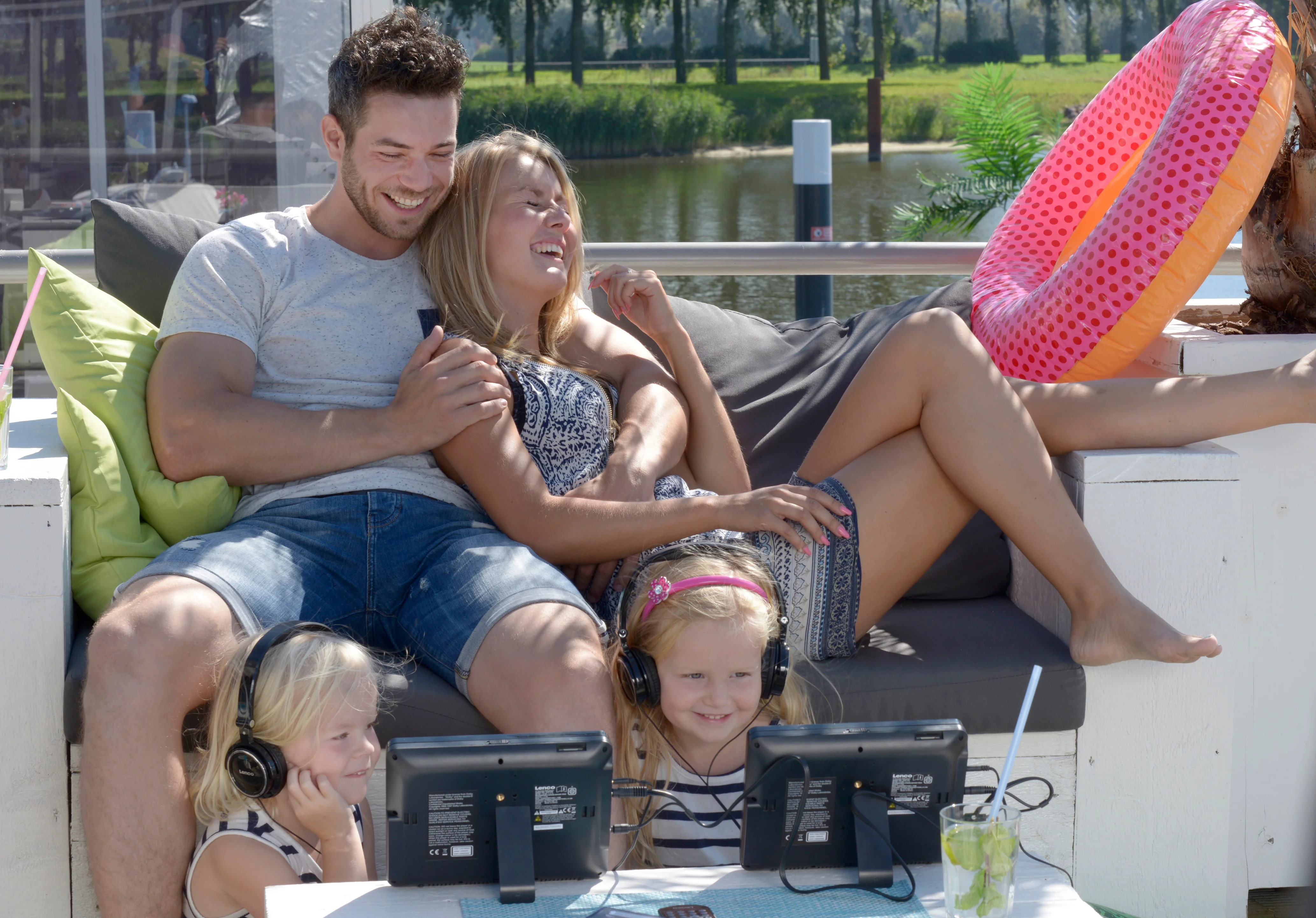 LENCO DVP-939 - 2x9" Portable DVD speler met USB,SD, ingebouwde batterij- Zwart - Image 21