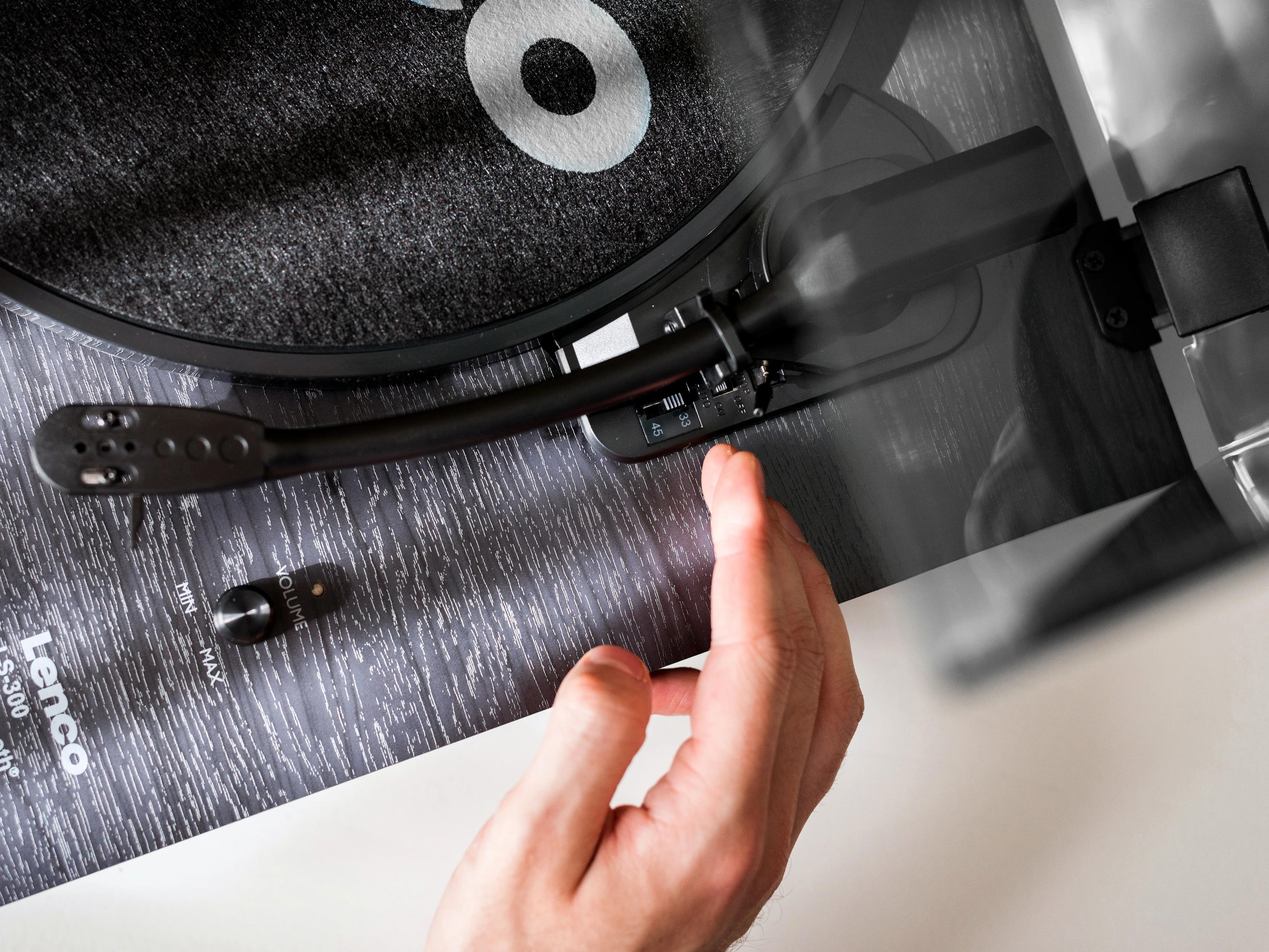 LENCO LS-300BK - Platenspeler met Bluetooth® en twee externe speakers - Image 25