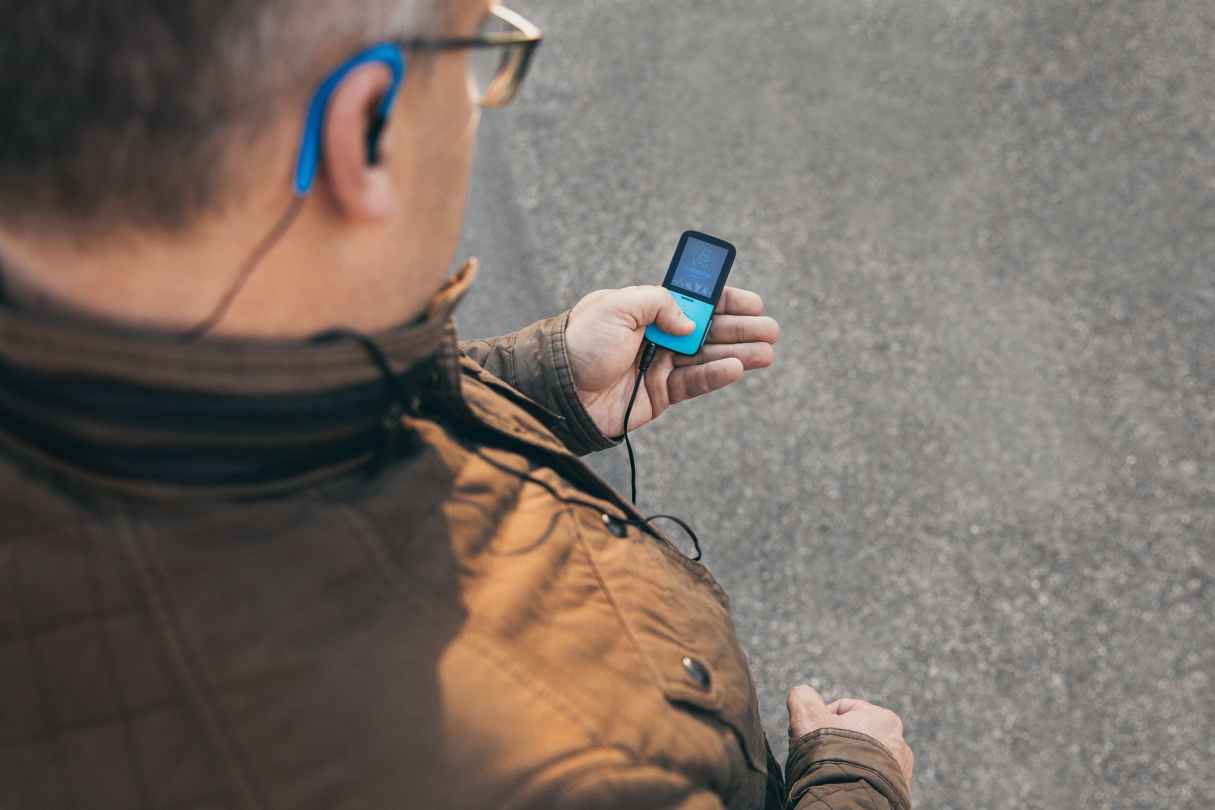 LENCO PODO-153BU - Sport MP3/4 Speler met stappenteller en sport oordopjes en sport armband - Blauw - Image 7