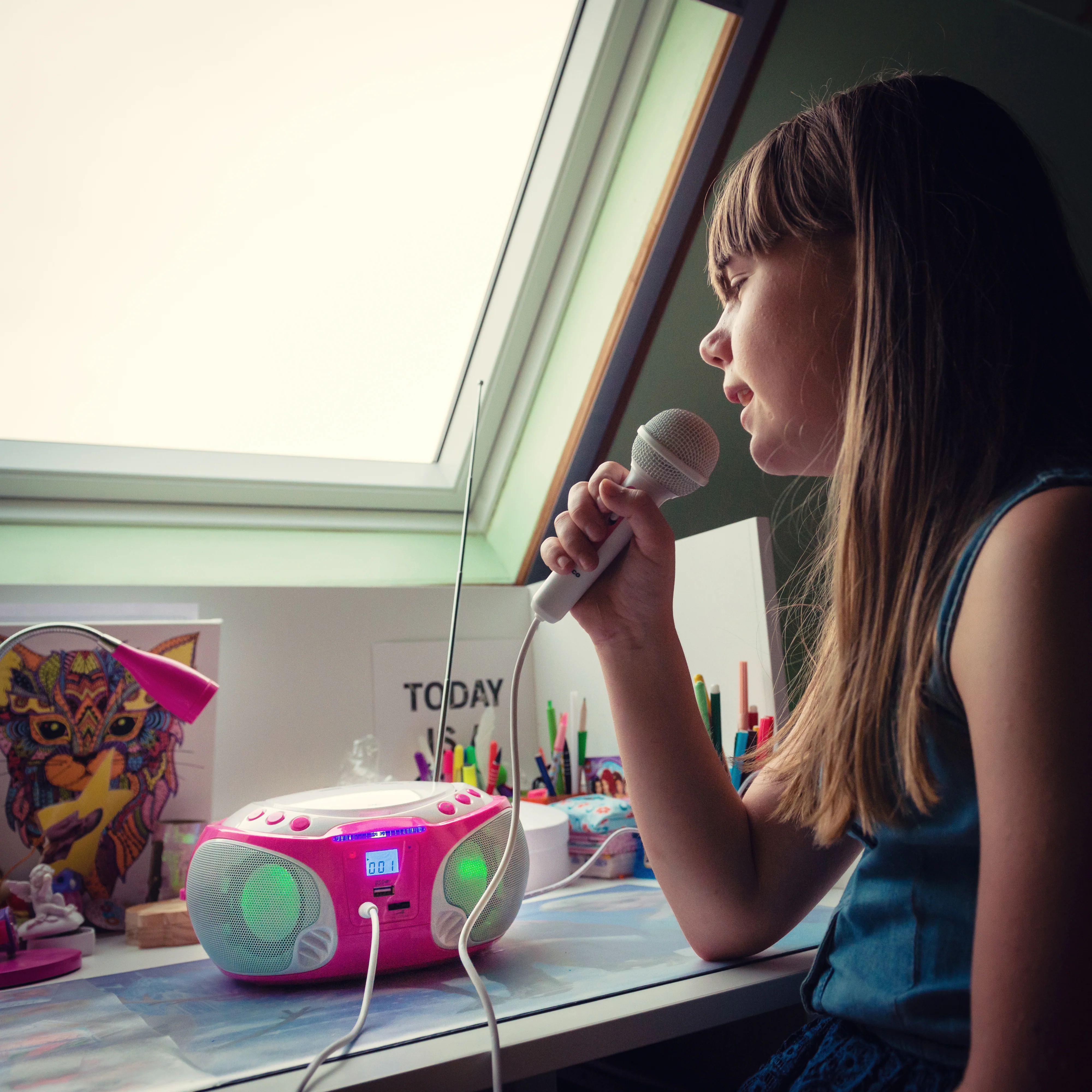 LENCO SCD-650PK - Draagbare FM Radio CD/MP3/USB speler microfoon en licht effecten - Roze - Image 14