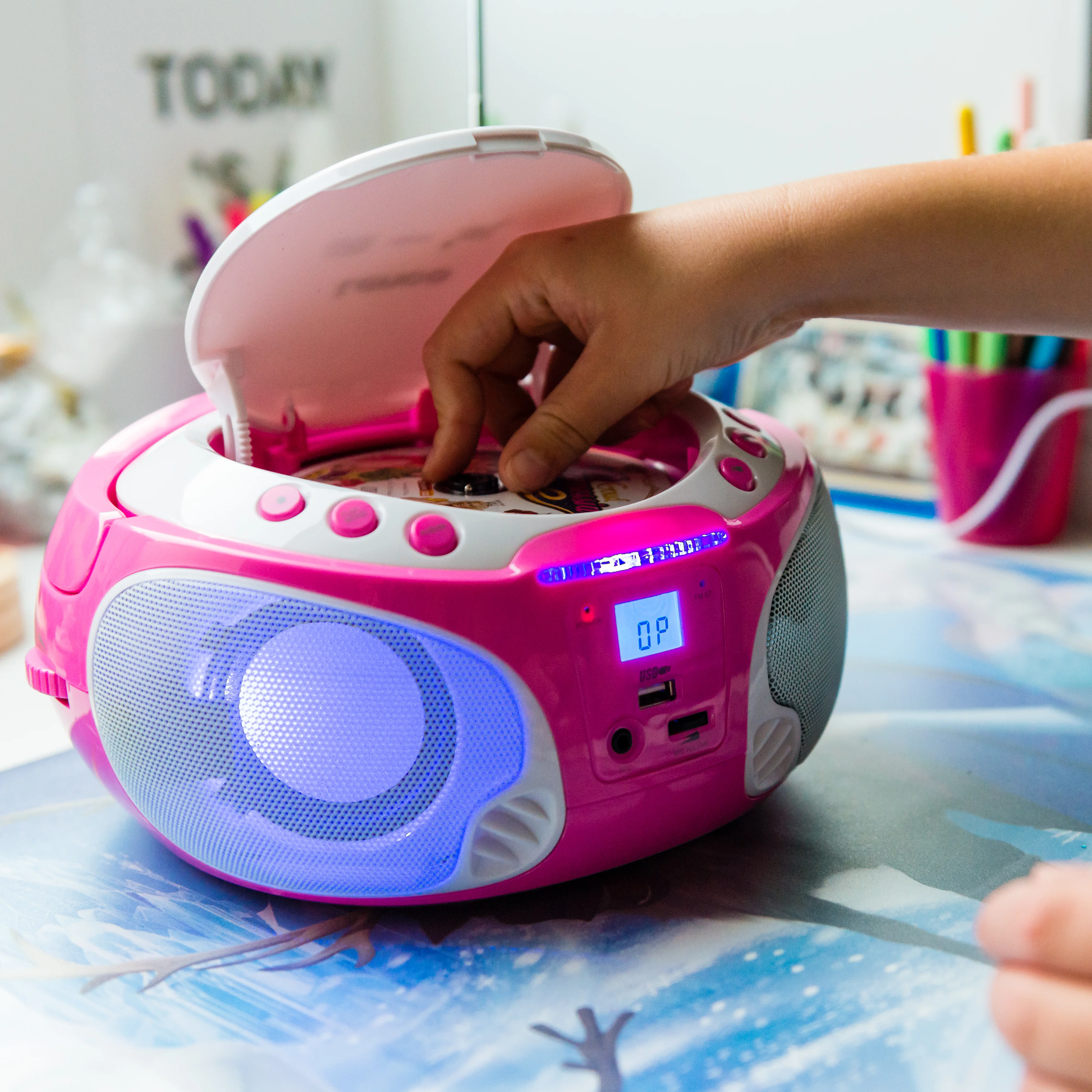 LENCO SCD-650PK - Draagbare FM Radio CD/MP3/USB speler microfoon en licht effecten - Roze - Image 16