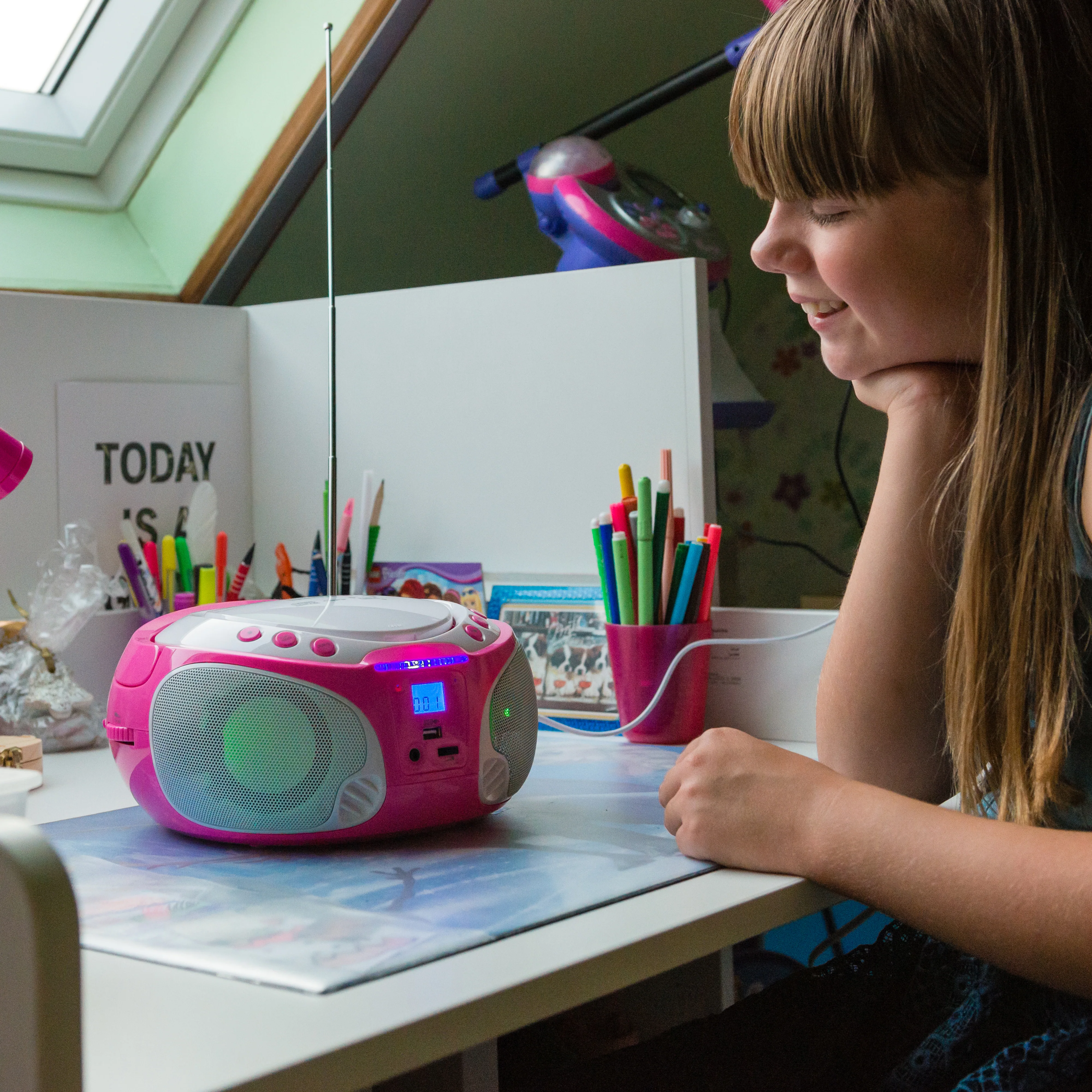 LENCO SCD-650PK - Draagbare FM Radio CD/MP3/USB speler microfoon en licht effecten - Roze - Image 17