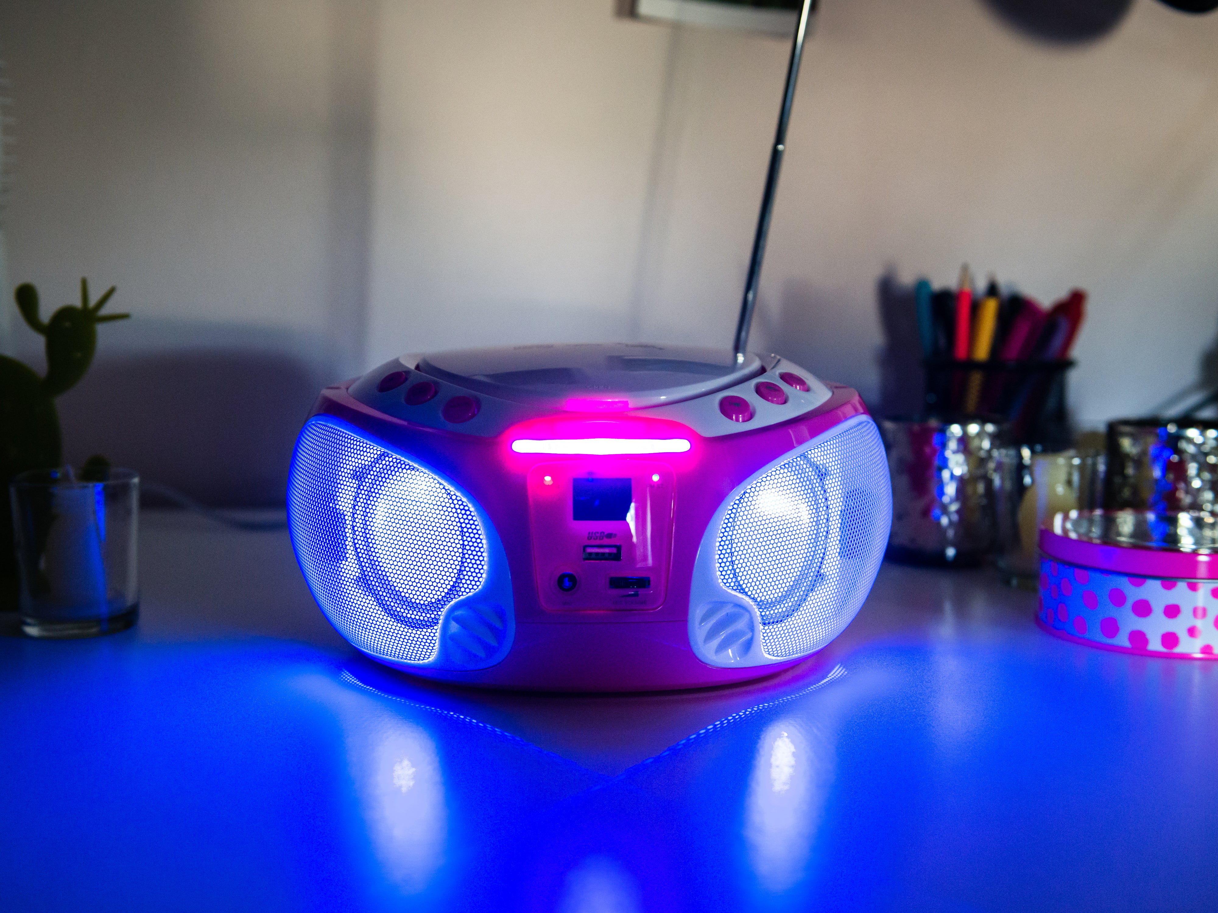 LENCO SCD-650PK - Draagbare FM Radio CD/MP3/USB speler microfoon en licht effecten - Roze - Image 23