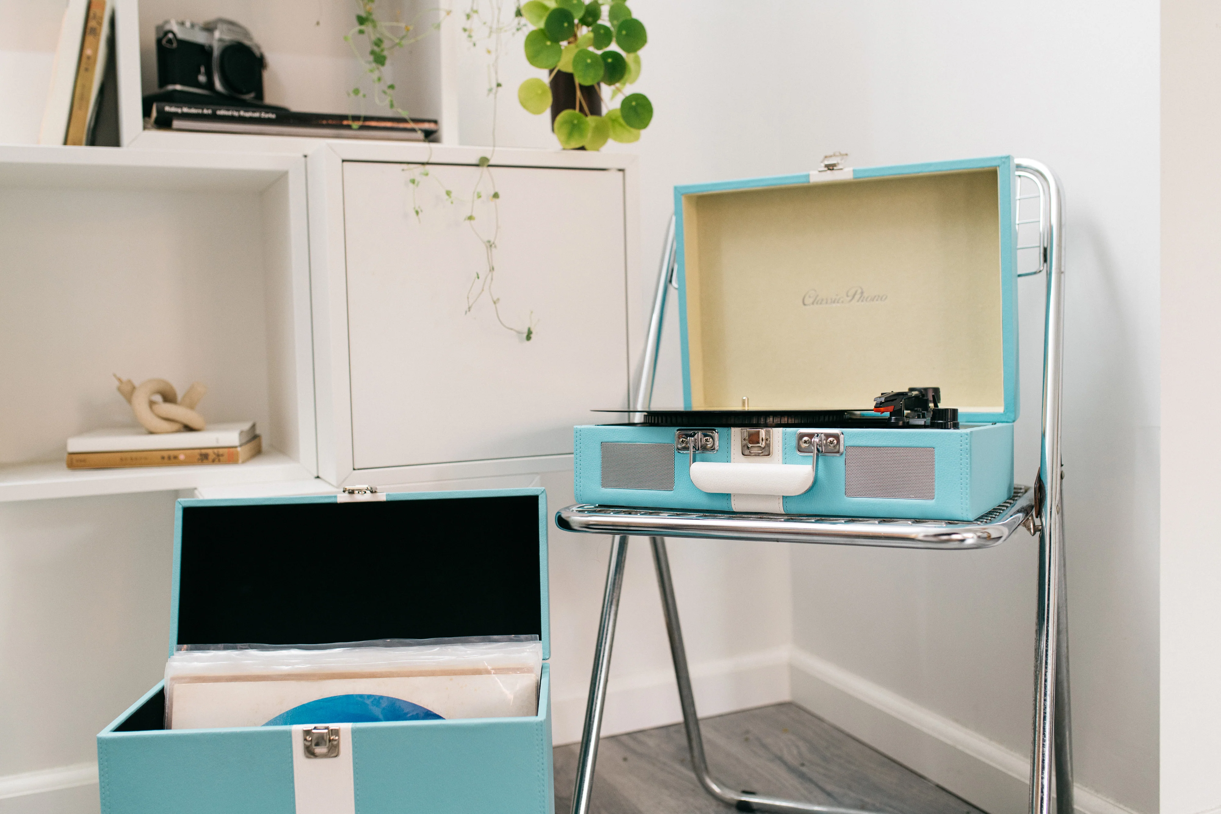 CLASSIC PHONO TT-110BUWH - Platenspeler met Bluetooth® ontvangst en ingebouwde speakers - Blauw Wit - Image 9